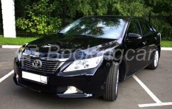 Прокат автомобиля TOYOTA CAMRY в городе Москва