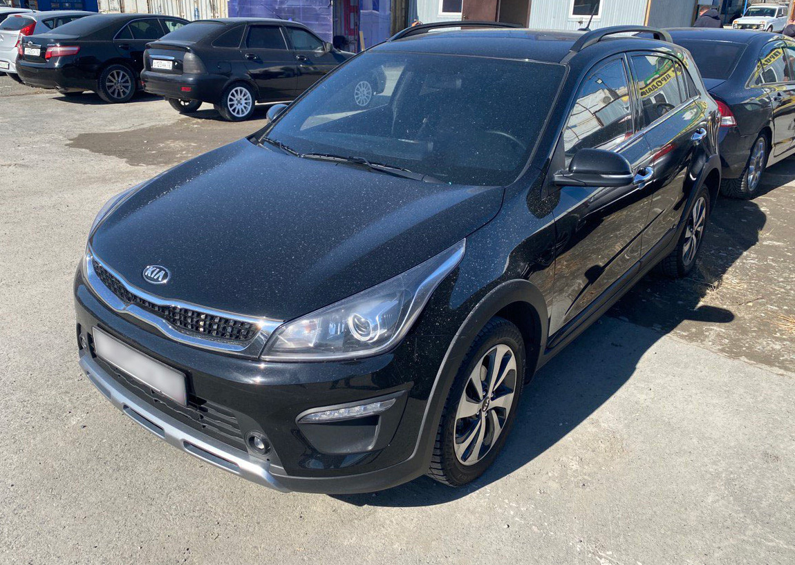 Прокат автомобиля KIA Rio X-Line в городе Москва Прокат автомобиля KIA Rio X-Line в городе Москва