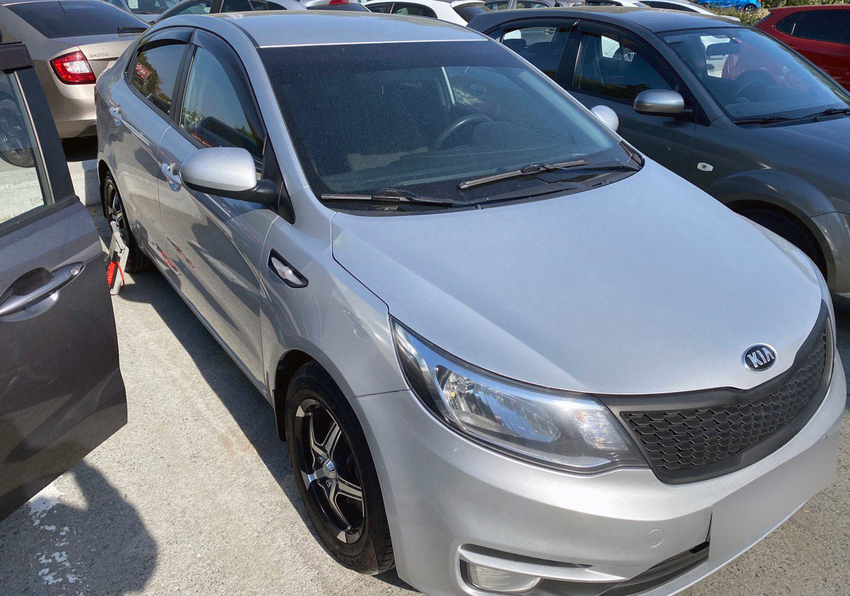 Прокат автомобиля Kia Rio в городе Москва Прокат автомобиля Kia Rio в городе Москва