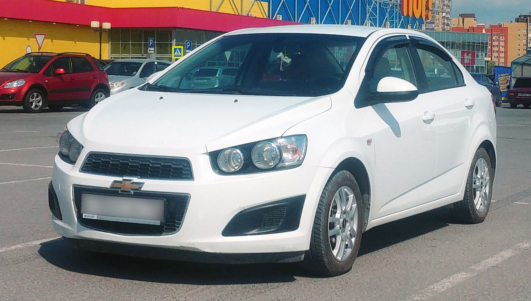 Прокат Chevrolet Aveo в Москве без водителя - 1900 в день