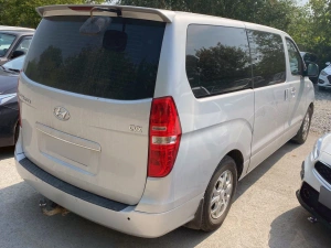 Hyundai H-1 (Grand Starex)