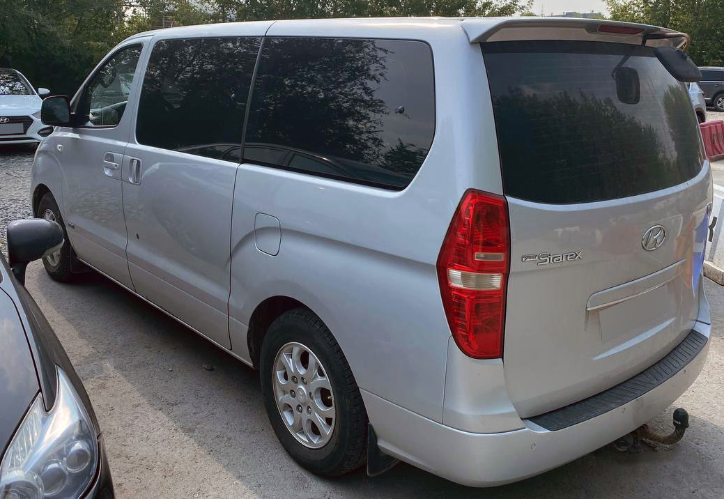 Hyundai H-1 (Grand Starex)