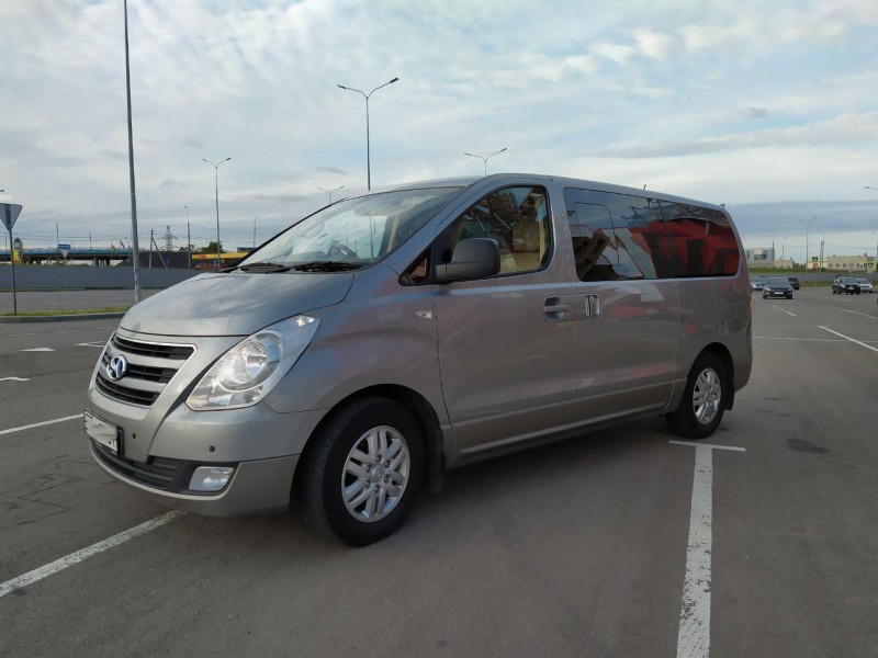 Hyundai H-1 (Grand Starex)